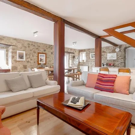 בית נופש Casa Da Foz - Charming House פוז דו ארליו